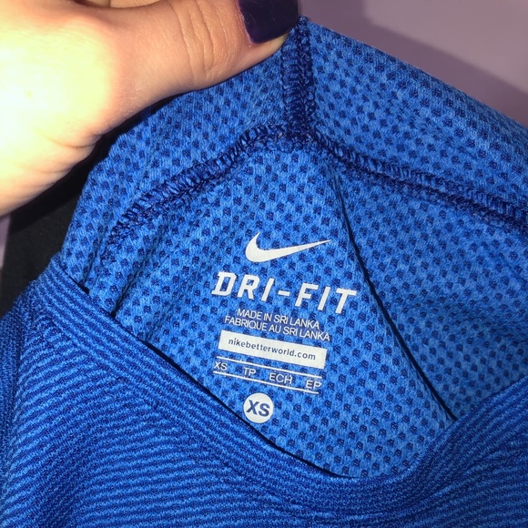 Nike running shirt - Picture 3 of 3